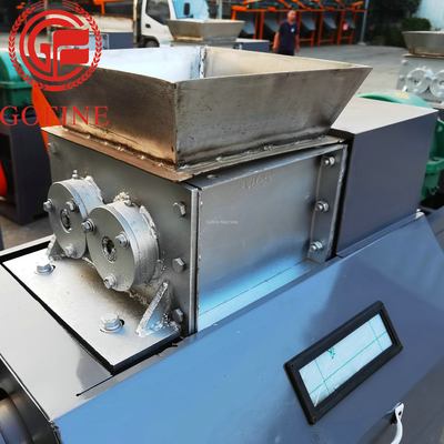 เครื่องทำปุ๋ยชีวภาพลูกกลิ้งคู่ 1tph Roller Extrusion Granulator