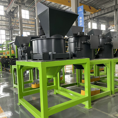 เครื่องประมวลผลปุ๋ยคู่โรเตอร์ 15Kw เครื่องบดโซ่แนวตั้ง