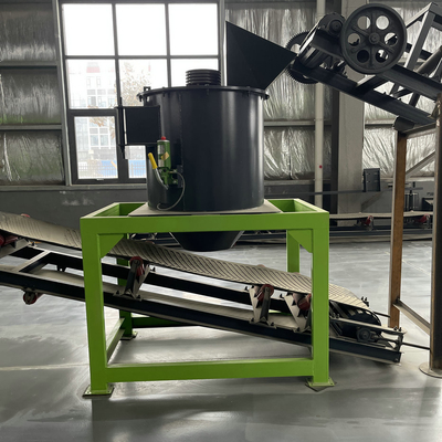 เครื่องประมวลผลปุ๋ย 3Ton 11Kw เครื่องบดแนวตั้งพร้อมโครงสร้างลูกโซ่